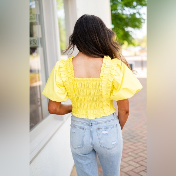 ENDLESS ROSE Smocked Puff Sleeve Top In Yellow - Picture 2 of 7